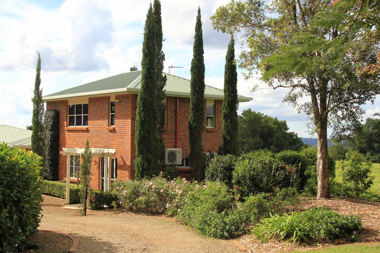 "Seasons Of Maleny B&B" Exterior photo